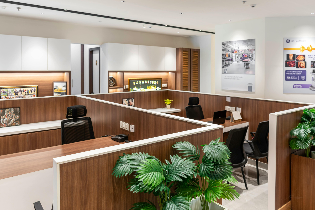 Entretien des locaux d'entreprise et des espaces de coworking avec un service de propreté haut de gamme à Rennes Métropole.