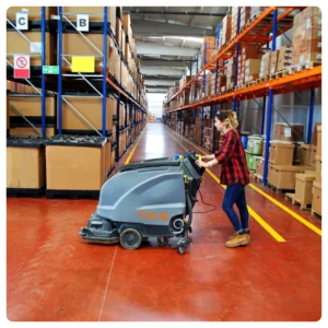 Nettoyage industriel des sols avec autolaveuse : dégraissage et entretien de grandes surfaces à Rennes (35).
entreprise nettoyage zone industrielle Pacé - 34