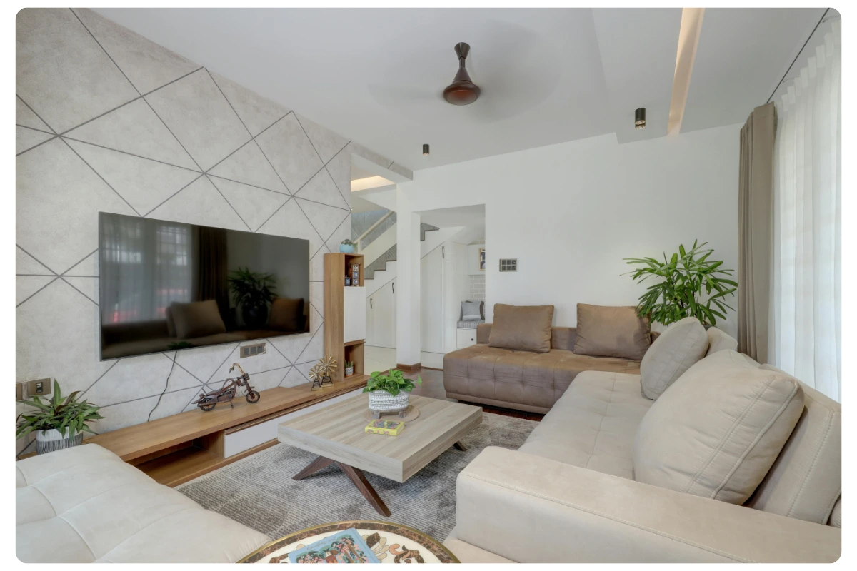 Salon spacieux impeccable après nettoyage professionnel complet de maison/appartement à Rennes.